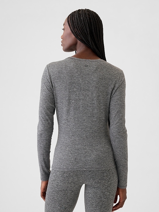 Image number 2 showing, GapFit Smooth Jersey T-Shirt