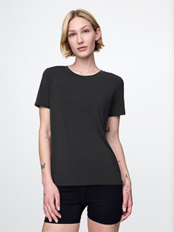GapFit Breathe T-Shirt