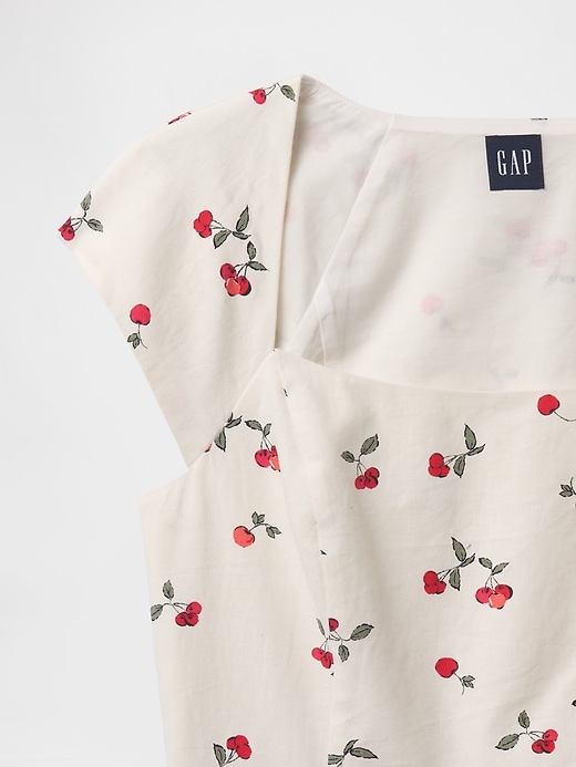 Image number 4 showing, Linen-Blend Cap-Sleeve Crop Top