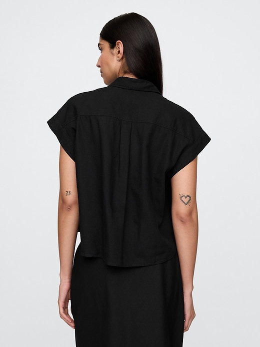 Image number 2 showing, Linen-Blend Crop Shirt