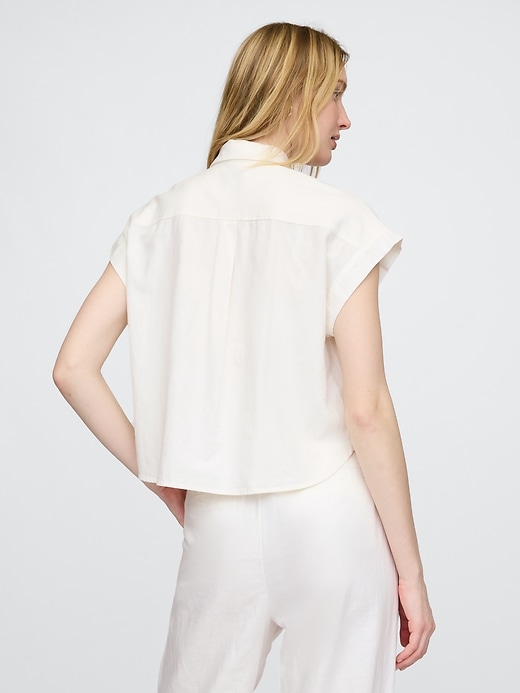 Image number 2 showing, Linen-Blend Crop Shirt