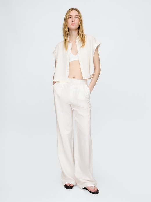 Image number 3 showing, Linen-Blend Crop Shirt