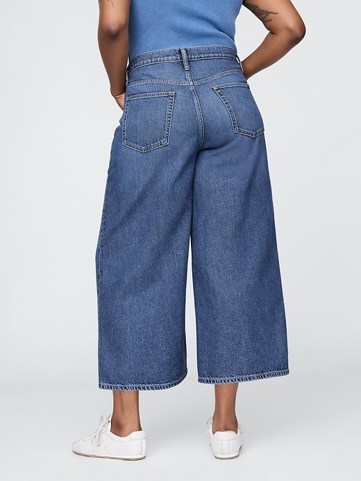 Image number 7 showing, Mid Rise UltraSoft Baggy Crop Jeans