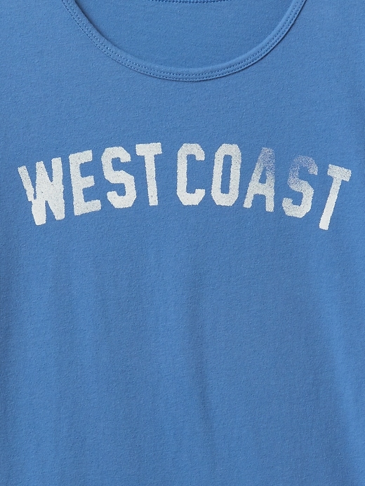 Image number 4 showing, Crop Graphic T-Shirt