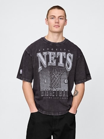 NBA New York Nets Graphic T-Shirt