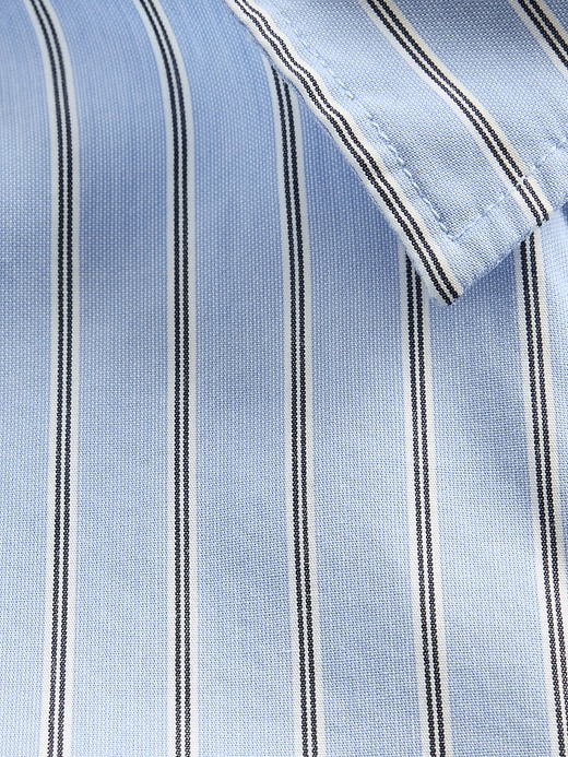 Image number 4 showing, Organic Cotton Fitted Crop Shirt