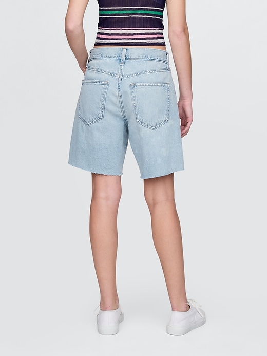 Image number 4 showing, 8" Mid Rise '90s Loose Denim Bermuda Shorts