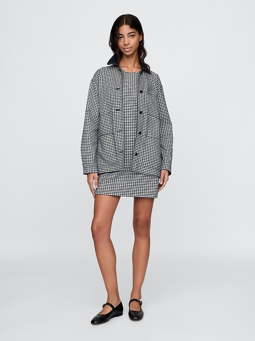 3 of 8 showing, with the color Blue gingham of product Gap × DÔEN Gingham Denim Jacket