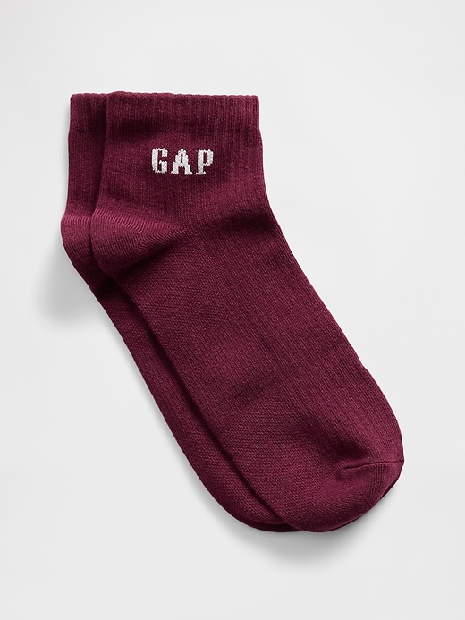 Image number 1 showing, Gap Logo Quarter Crew Socks