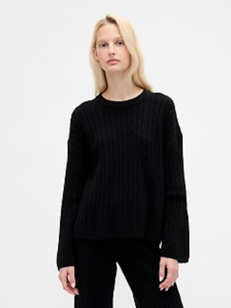 CashSoft Oversized Cable-Knit Sweater