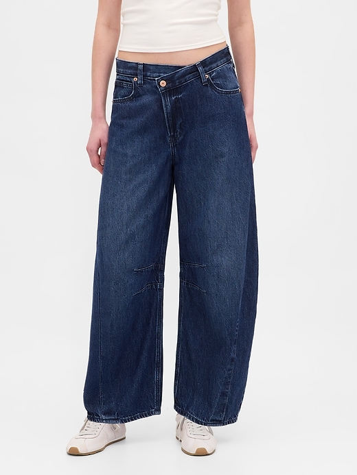 Image number 2 showing, High Rise UltraSoft Crossover Horseshoe Jeans