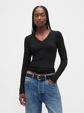 Modern V-Neck Shrunken T-Shirt