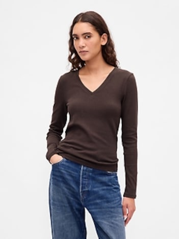 Modern V-Neck Shrunken T-Shirt