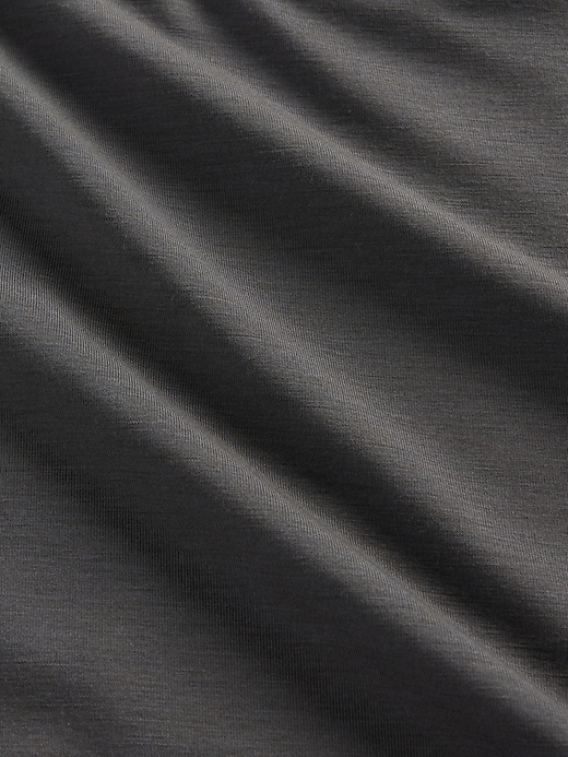 Image number 4 showing, GapFit Performance T-shirt