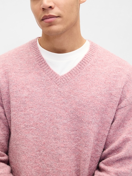 Image number 4 showing, Relaxed V-Neck Crop Sweater