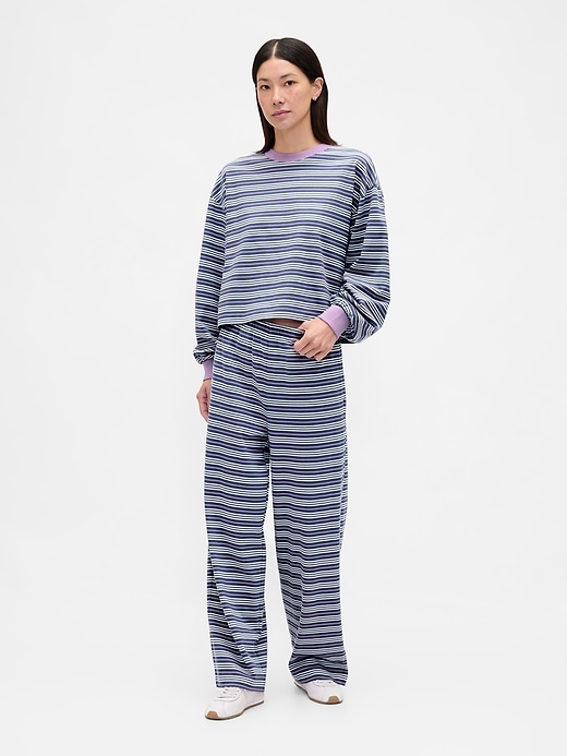 Image number 5 showing, Heavyweight Crop Sweatshirt