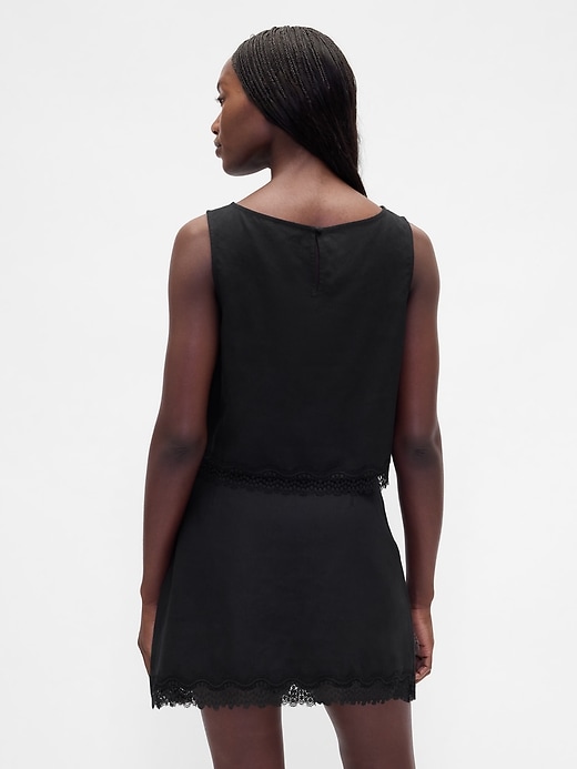 Image number 3 showing, Linen-Blend Lace-Hem Crop Shell Top