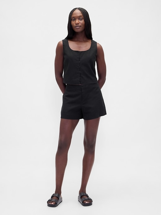 Image number 2 showing, Linen-Blend Hook-Front Crop Shell Top